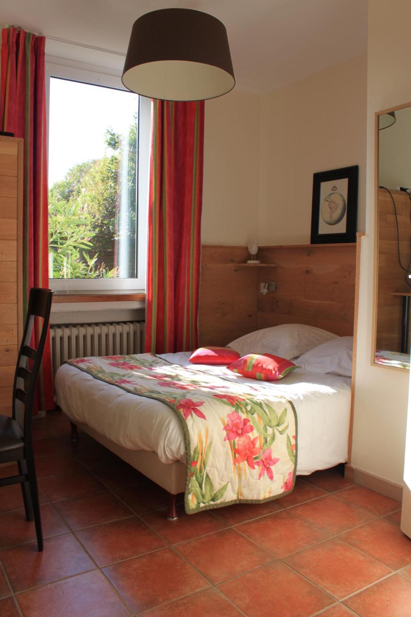 Hotel Beausejour Erquy Εξωτερικό φωτογραφία